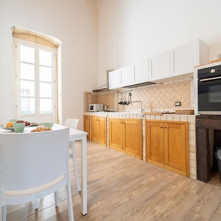 Ortigia And Temple Of Apollo Apartments 시라쿠사 외부 사진